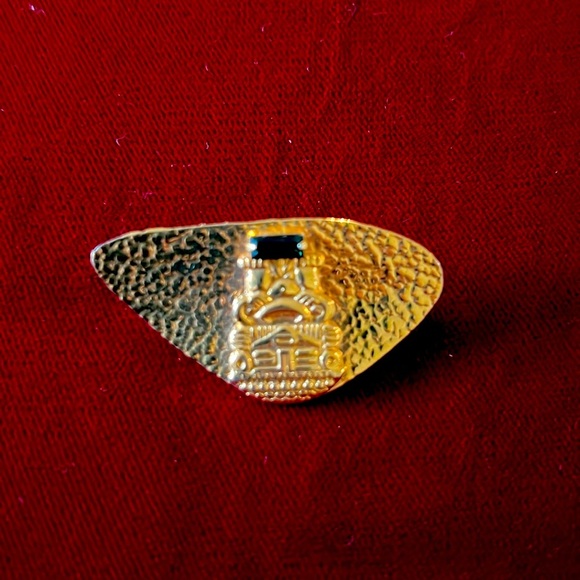 Vintage Brooch - Picture 1 of 2